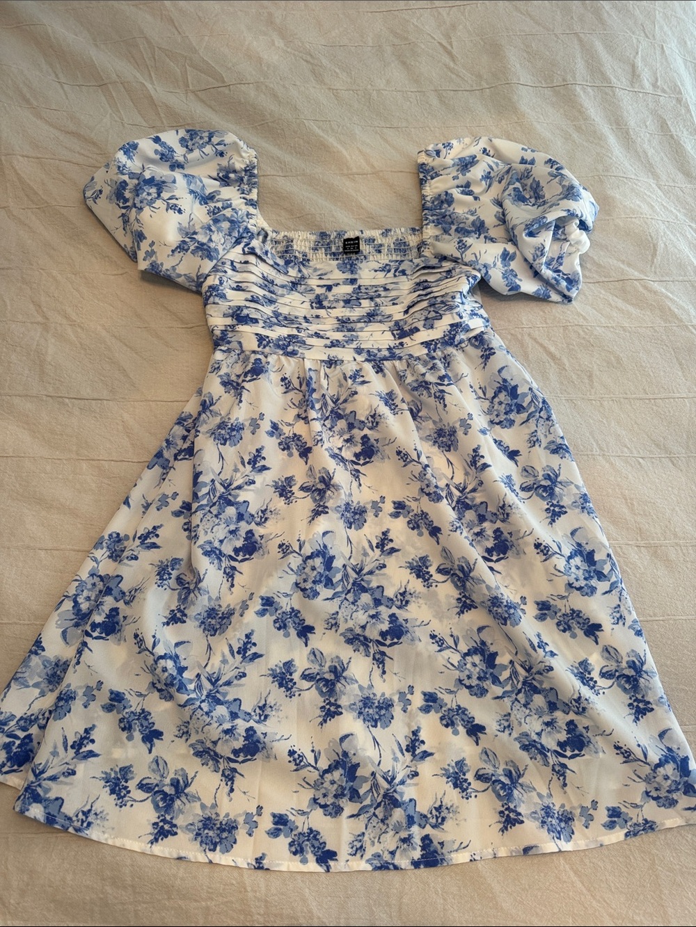 Blue Floral Puff-Sleeve Dress